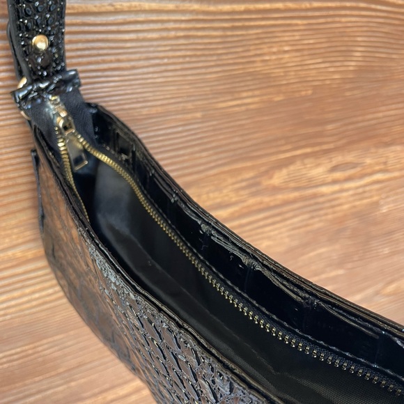 Black over the shoulder purse - Picture 4 of 4